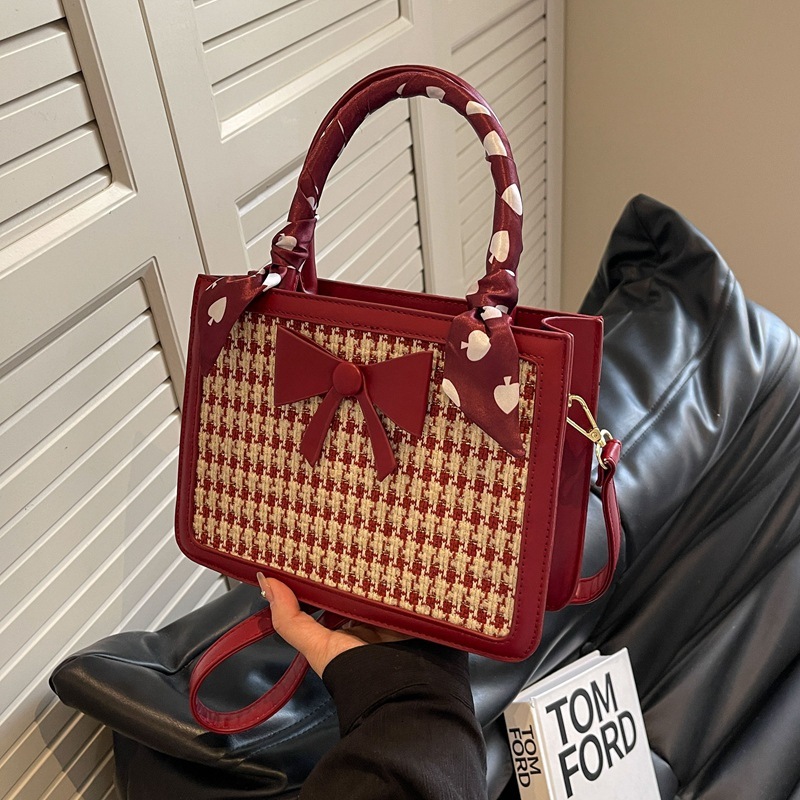 Luxury Brand Designer Bag Bridesmaid Wedding Bag Houndstooth Wedding Bag This Year's Trend High-End New Bride Red Large Capacity Handheld Crossbo