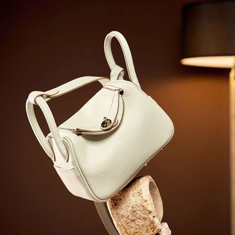 2025 New Designer bag Luxury bag Women's Mini Genuine Leather Shoulder Crossbody Pillow Versatile Small Bag Doctor