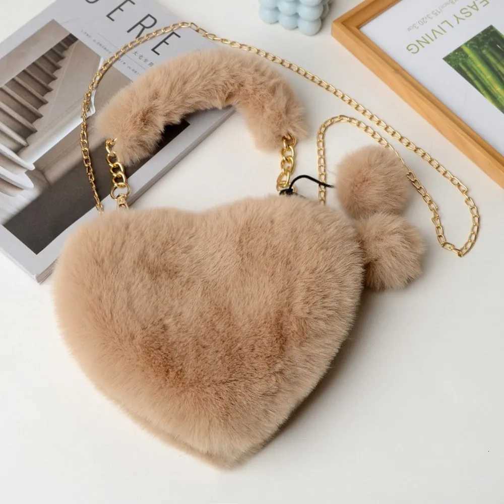 Plush Handbags Faux Fur -shaped Wen Fluffy Ladies Chain Shoulder Bag Fi Fem Versatile Furry Daily Clutch Purse Y250725