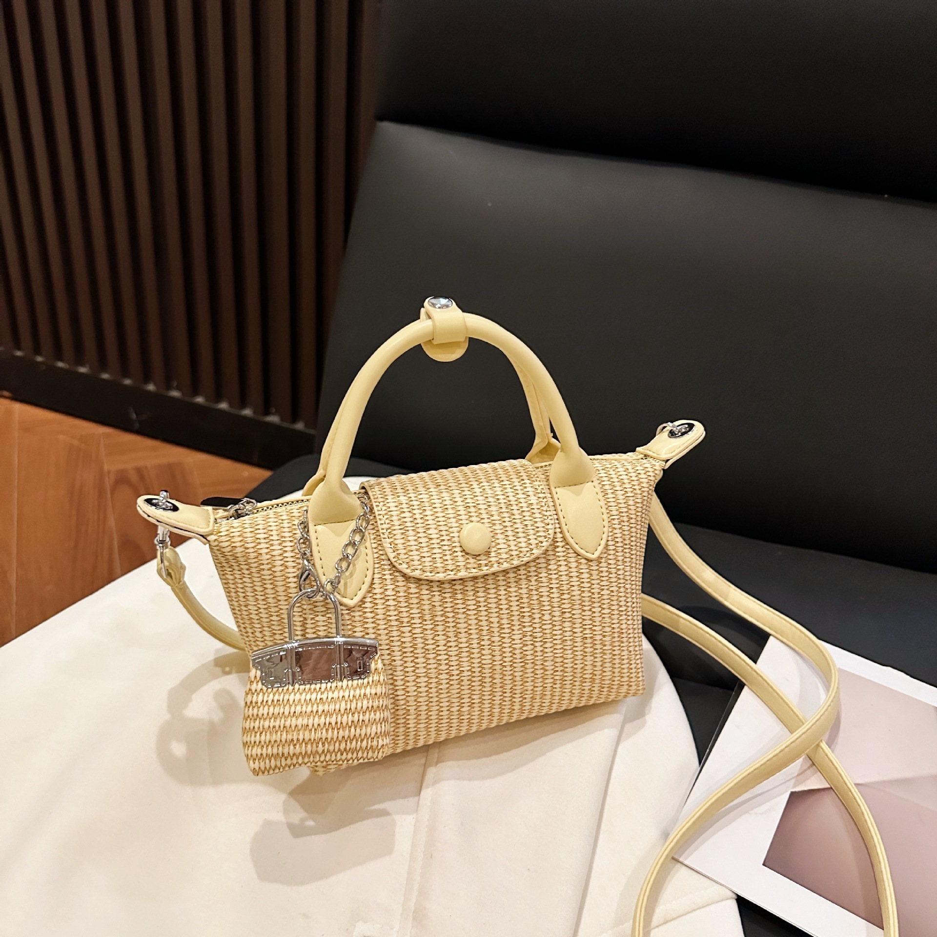 Luxury Brand Designer Bag Simple Pleated Dumpling Bag Light Luxury Dragon Bags Versatile Crossbody Bag High-End Niche Design Single Shoulder Women