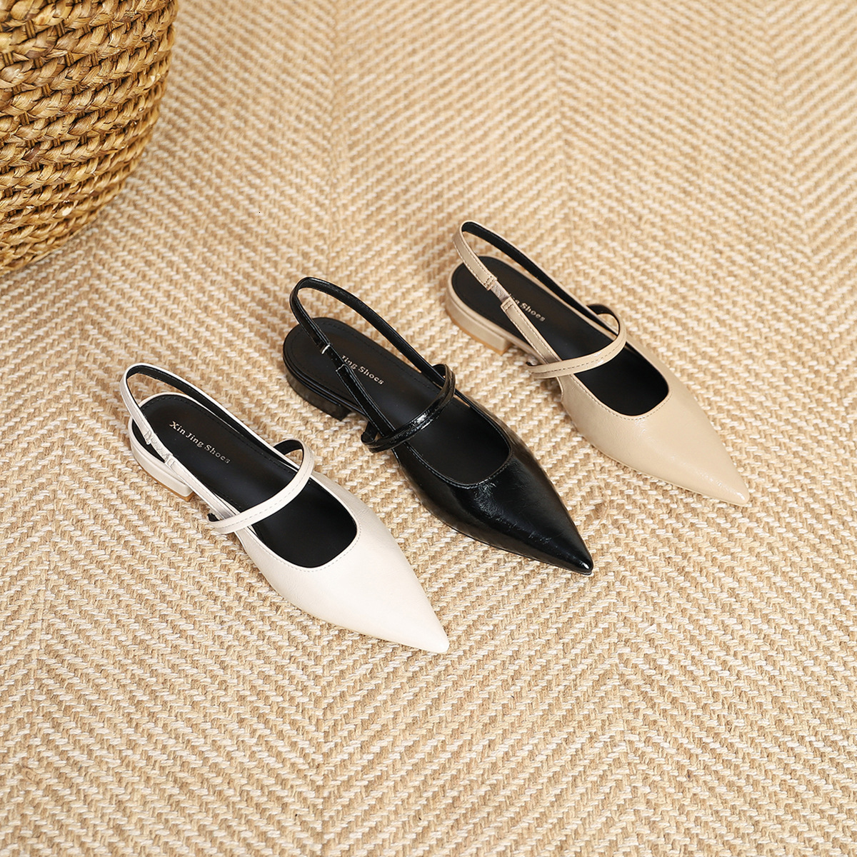 238-3 Simple Versatile Pointed Toe Flat 2024 New Style One Strap Backless Low Heel Women's Shoes ddmythur