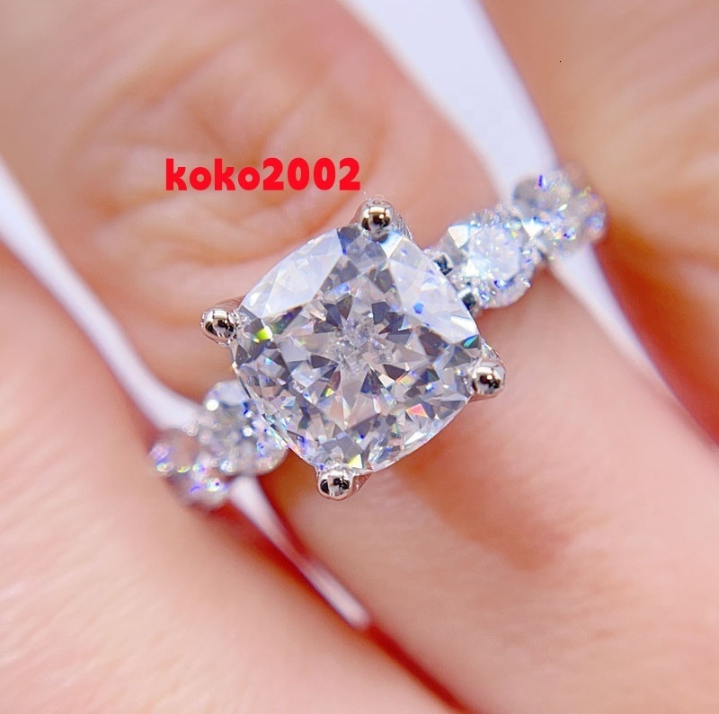 Vintage Style 925 Silver Real Gold Fully Iced VVS Lab Diamond Ring Moisasnite