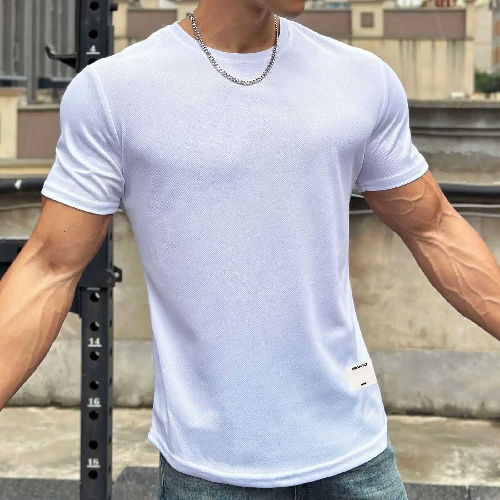 2024 new Men Summer Short Sleeve Fitness T Shirt Running Sport Gym Muscle T Shirt Workout Casual High Quality Tops Clothing Y250724