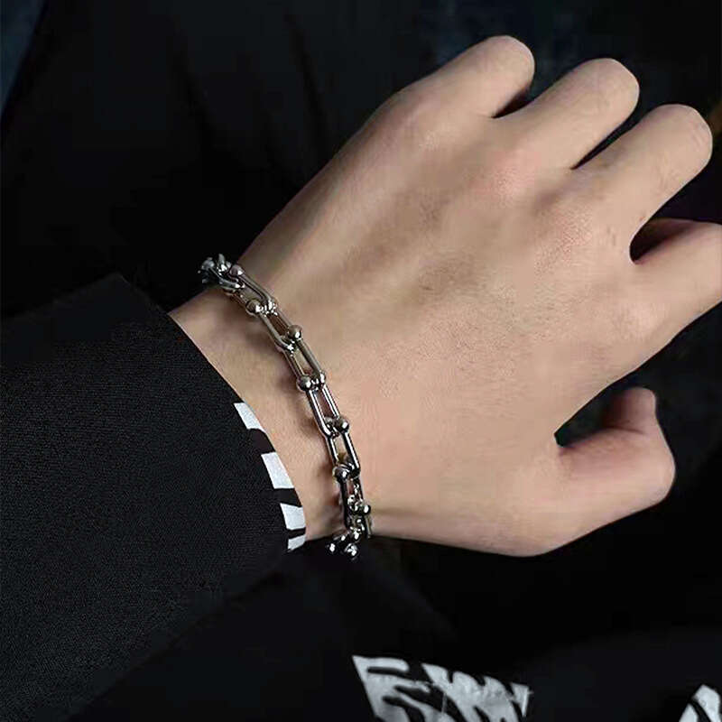 Stainless Steel Round Ball Horseshoe for Women, High-End Design, Fashionable and Simple, Non-Fading Men's Bracelet ddmypluto