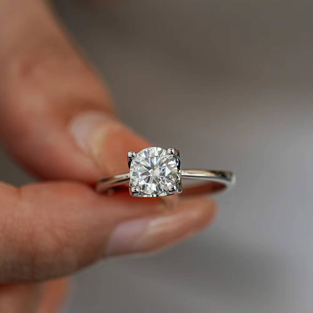 Wholesale S925 1ct Silver Ring VVS DEF White Four Prongs U Shape Claw Setting Moissanite Engagement Ring