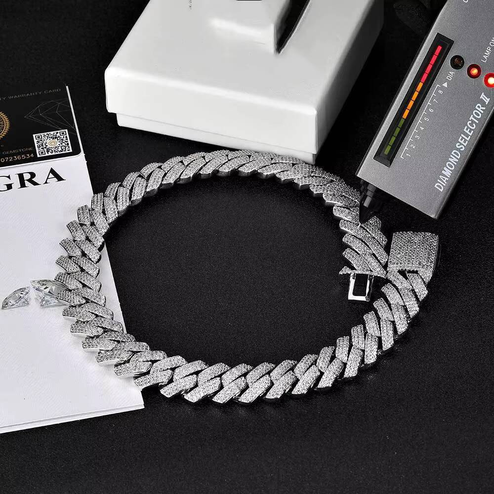 Iced Out Vvs Moissanite Hip Hop Cuban Link Chain 20mm Pass Diamond Tester Plated Iced Out Moissanite Diamond Cuban Chain