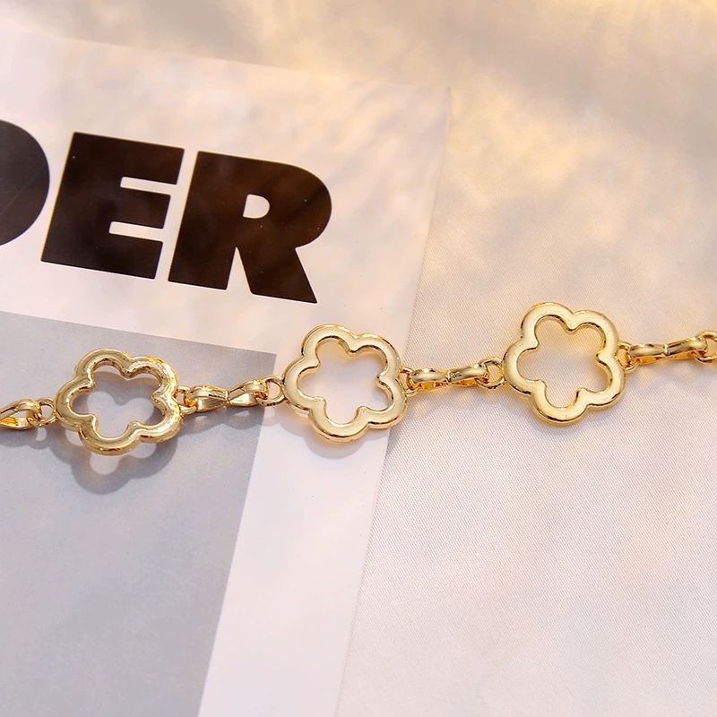Chic Womans Adjustable Chain Belt Elegant Circlet Design Perfectly Complements Any Outfit