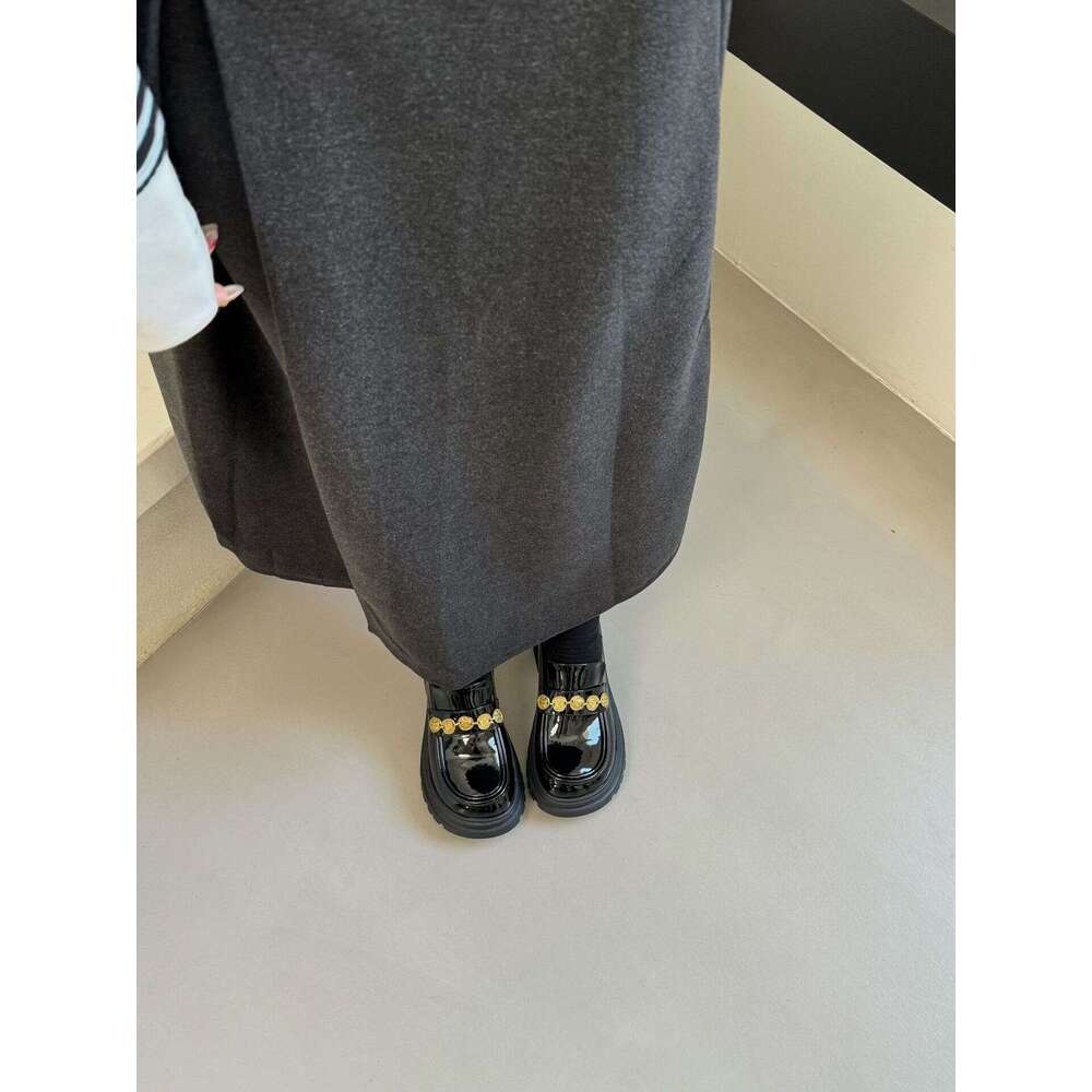 Spring New Women's Loafers Small Coin Strap British Style Leather for Women Versatile Outdoor Shoes