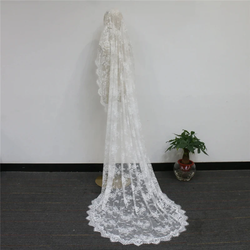 Off White Mantilla Style Wedding Bridal Veils Lace Chapel Catholic Vintage Long Accessories For Brides Soft Floral Flowers Wedding Accessories