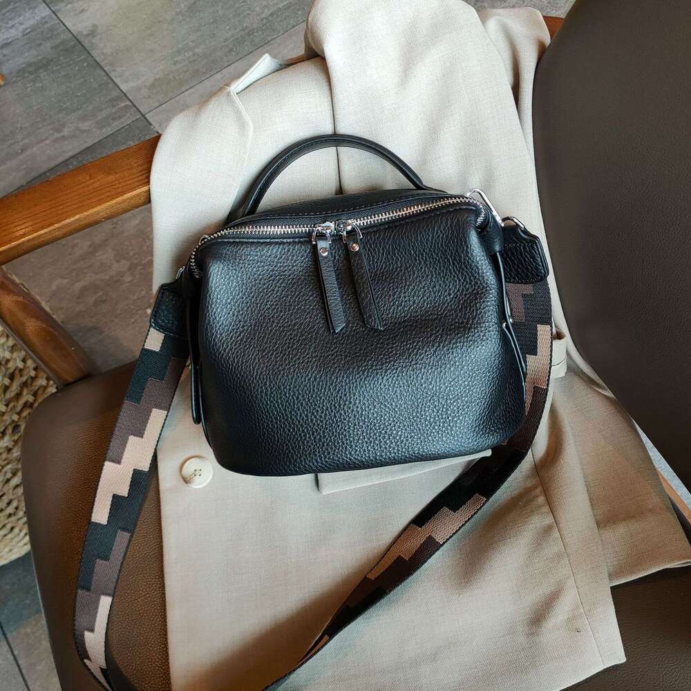 New Soft Top Layer Cowhide Single Crossbody Wide Shoulder Strap Casual Versatile Women's Bag designer bag