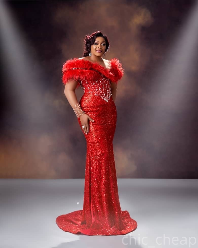 Mermaid Red Prom Dresses 2025 Feather Beaded Crystals Sequined Evening Formal Party Second Birthday Engagement Gowns Plus Size Dress For Special Occas