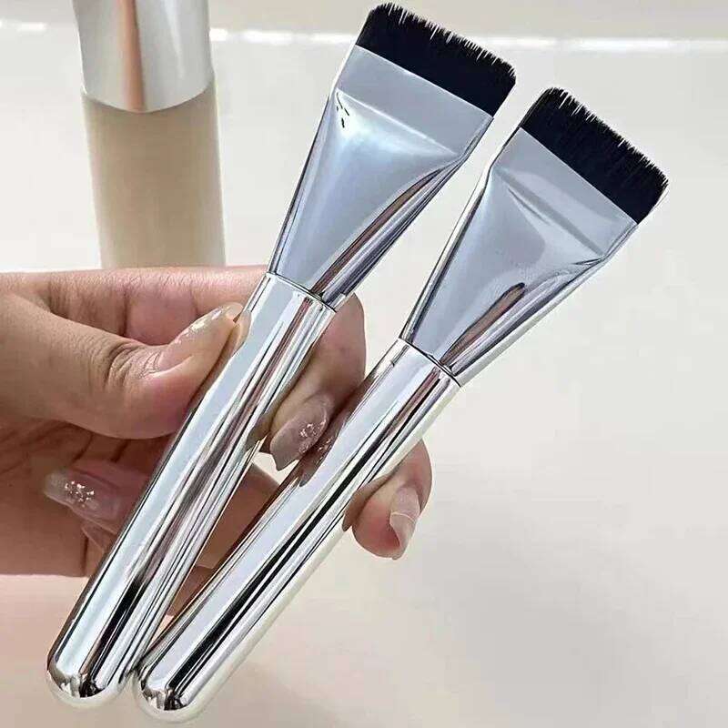 Wholesale1/2/5pcs One-Line Foundation Ultra-Thin Mask Primer New Korean Makeup Brush Concealer X250725
