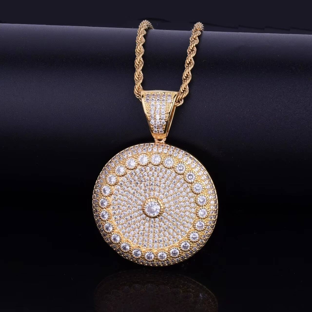 New Arrival Big Boy Hip Hop Style Moissanite Necklace 18K Gold and .925 Silver Round Solitaire Medallion Pendant