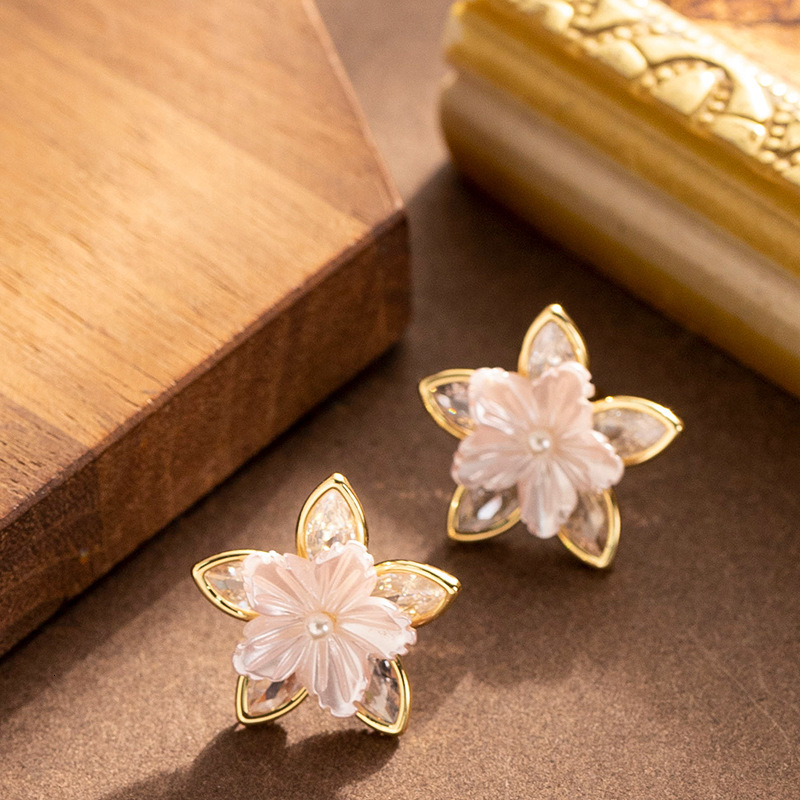 Sier Needle Forest Sweet Delicate Fresh Small Dia Zircon Pearl Floral Earrings for Women Niche INS Style Ear Jewelry