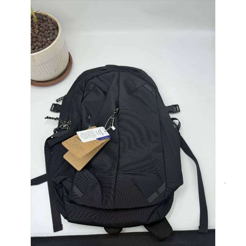 New Men's Women's Contrasting Color For Outdoor Camping, Hiking, Mountaineering, And Large Capacity Backpacks