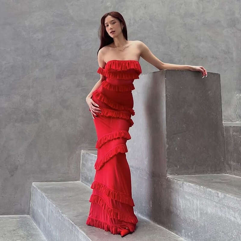 2025 Spring New Women's Solid Color Slim Street Fashion Off-Shoulder Tube Dress 6c3