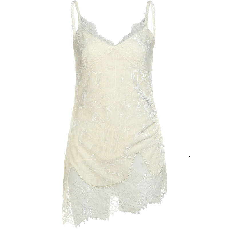 2024 Autumn New Women's Solid Color Slim Fit Fashion V-neck Lace Patchwork Tank Top 321