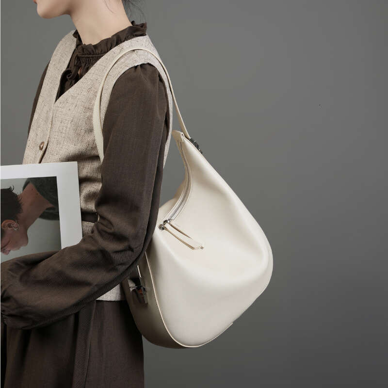 Most Famous Luxury Designer Leather Bucket Bag - Elegant Cowhide Shoulder Tote