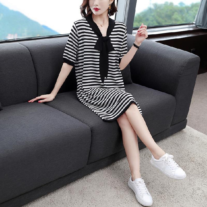 DR215 New summer short-sleeved dress for women, loose and slim, medium-length A-line skirt