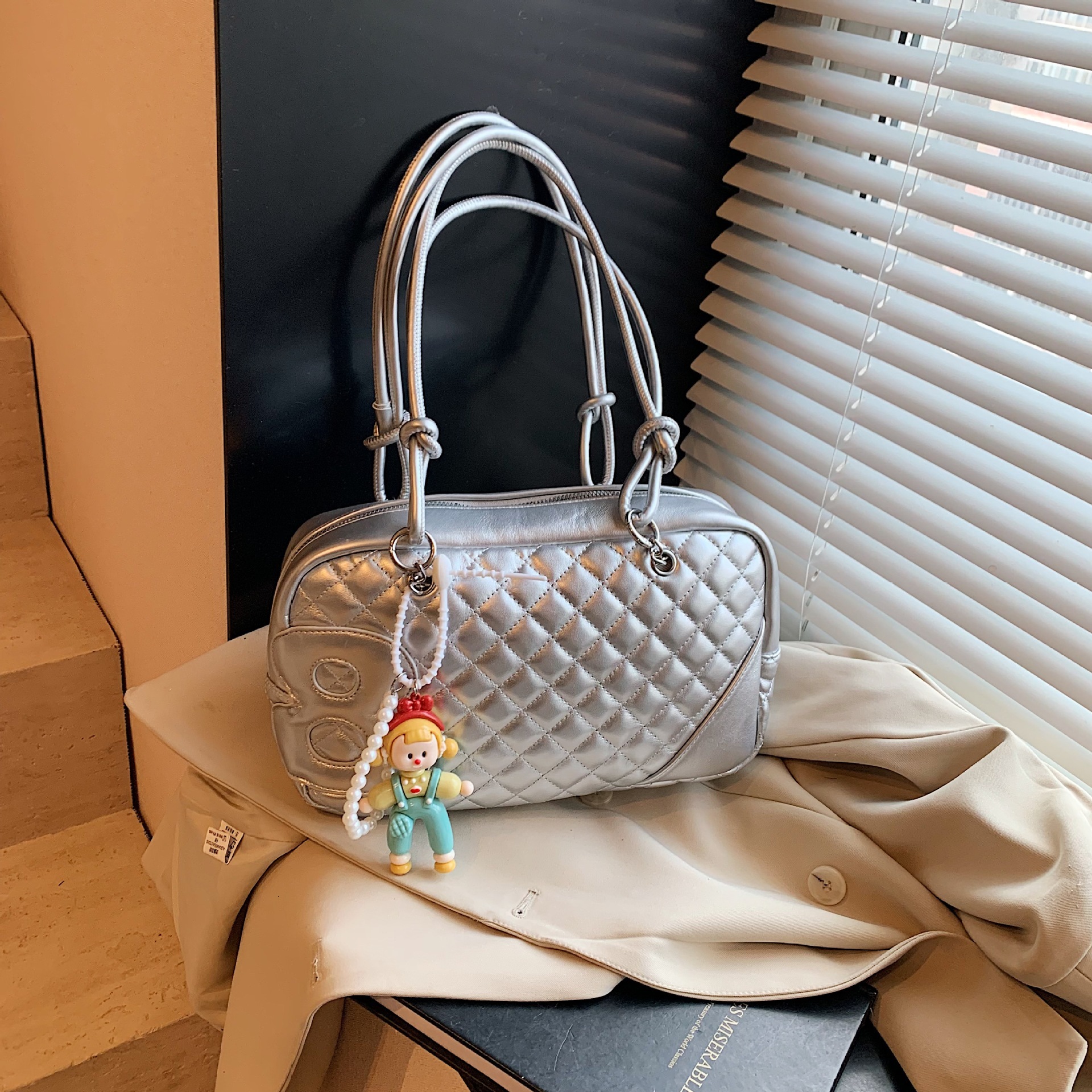 Luxury Brand Designer Bag High-End Luxury Tote Bag Underarm Bag 2025 New Quilted Large Capacity Trendy Shoulder Bag Handbag Women's Bag