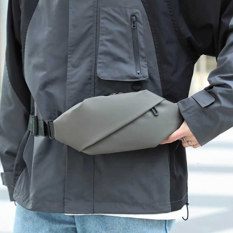Men Minimalist Outdoor Sports Running Jogging Waist Bag Men Waterproof Fanny Pack Stylish Crossbody Belt Bag Waist Bag for Men Y250724