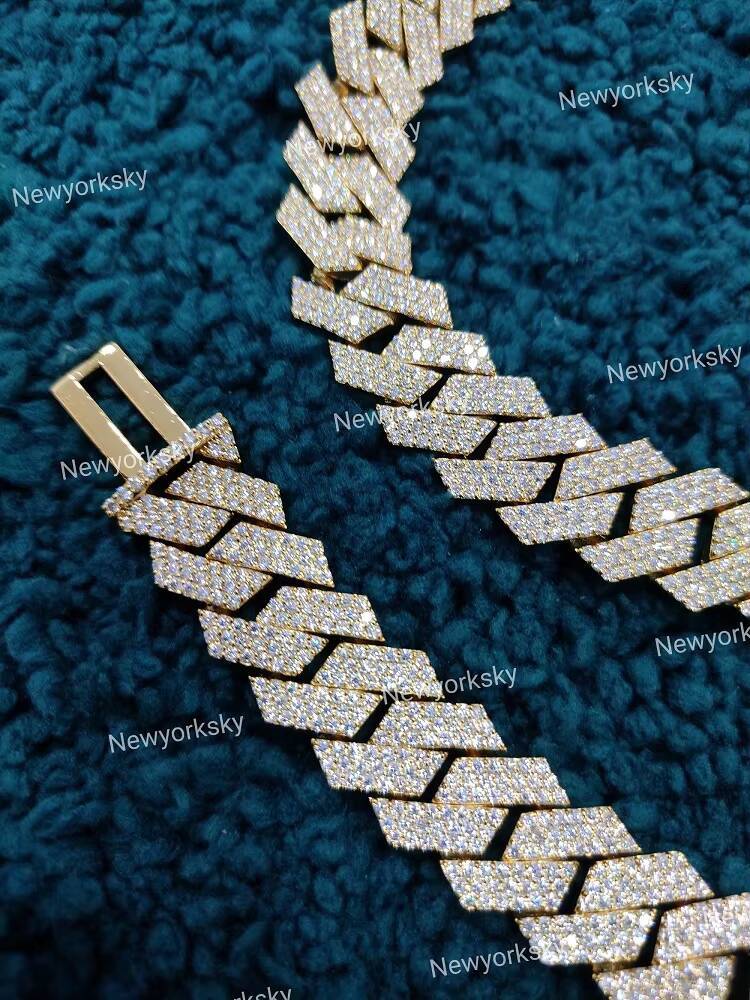 Customized 14 mm High Quality Cuban Link Moissanite Diamond Chain 925 Sterling Silver Moissanite Diamond Cuban Chain for Him Her