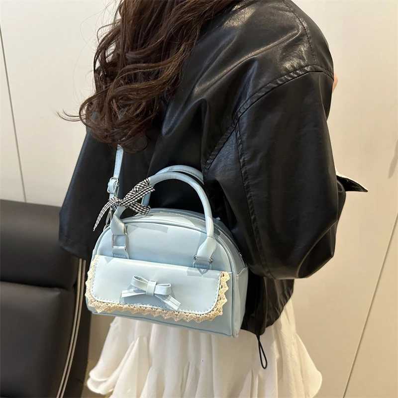 2025 Korean Version Versatile Bow-tie Hand-held Boston Bag for Women Fashionable Sweet and Casual Crossbody Bag Y250725