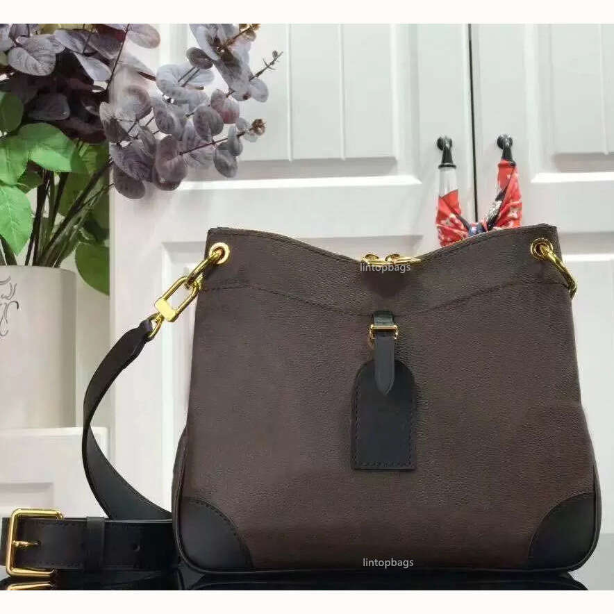 Designer Men Brown Black Womens Shoulder Bag Purse Wallet Versatility Crossbody Flowers Croissant Large Capacity black shoulder bag messenger bag