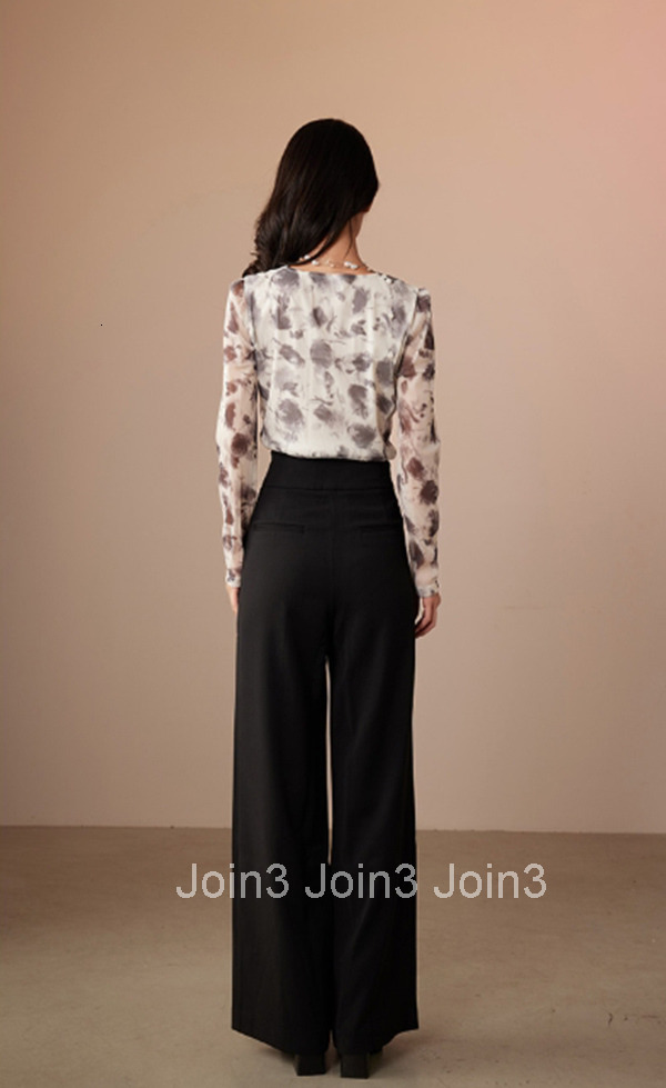 Summer New V-Neck Top Ruched Printed Base Shirt Versatile Long Sleeve T-Shirt for Women 2721