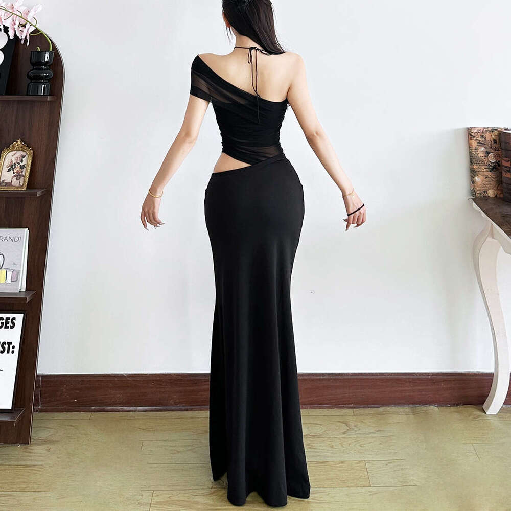 2025 Summer New Sexy Slim One-Shoulder Top High-Waisted Elegant Bodycon Skirt 618