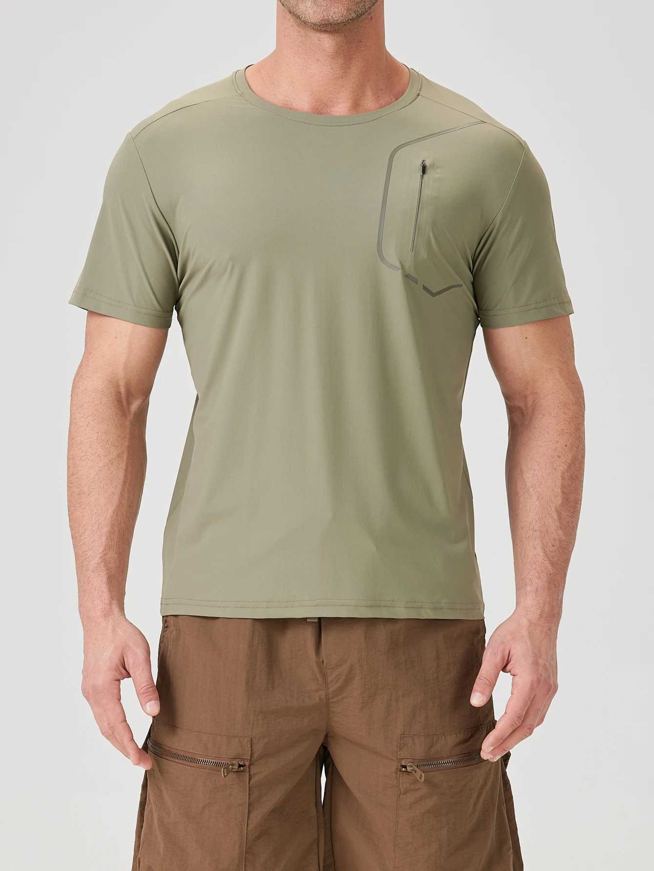 Hip Hop Loose Mens Streetwear Nylon T-shirts Casual Classic 2025 Summer Short Sleeves T Shirt Black Tshirt Tees Oversize 5XL Y250724