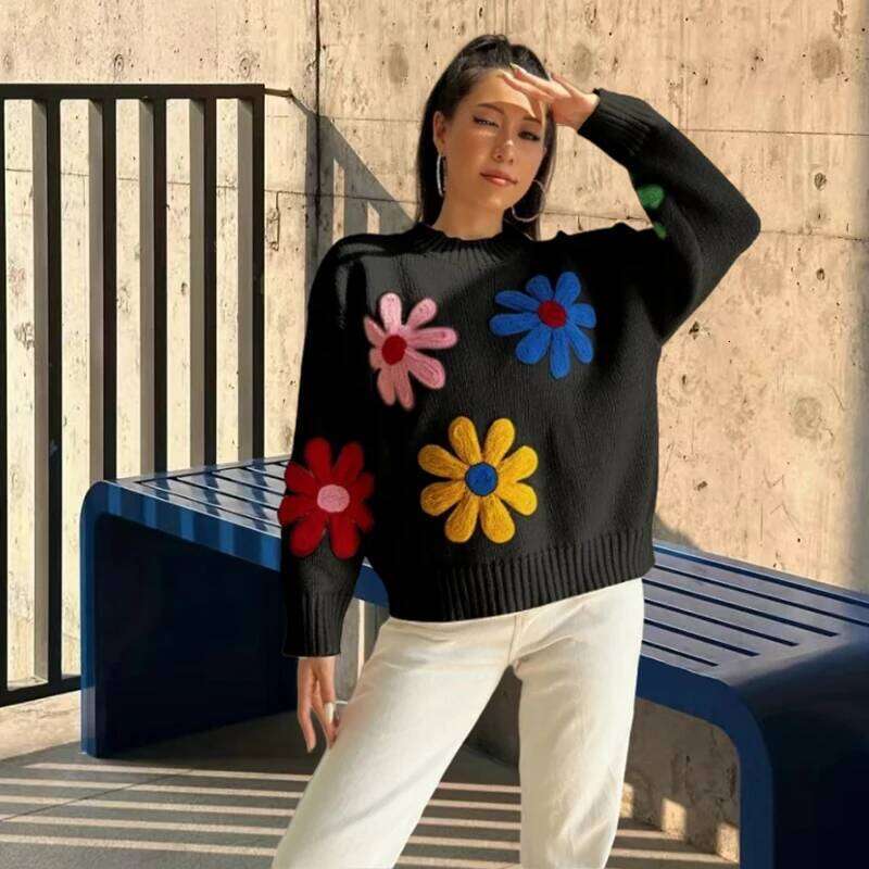 Long Sleeved Outwear Warm Loose Jumper Streetwear Women's Knit Casual Sweaters Flowers Decorative Top Pullovers Knitwear