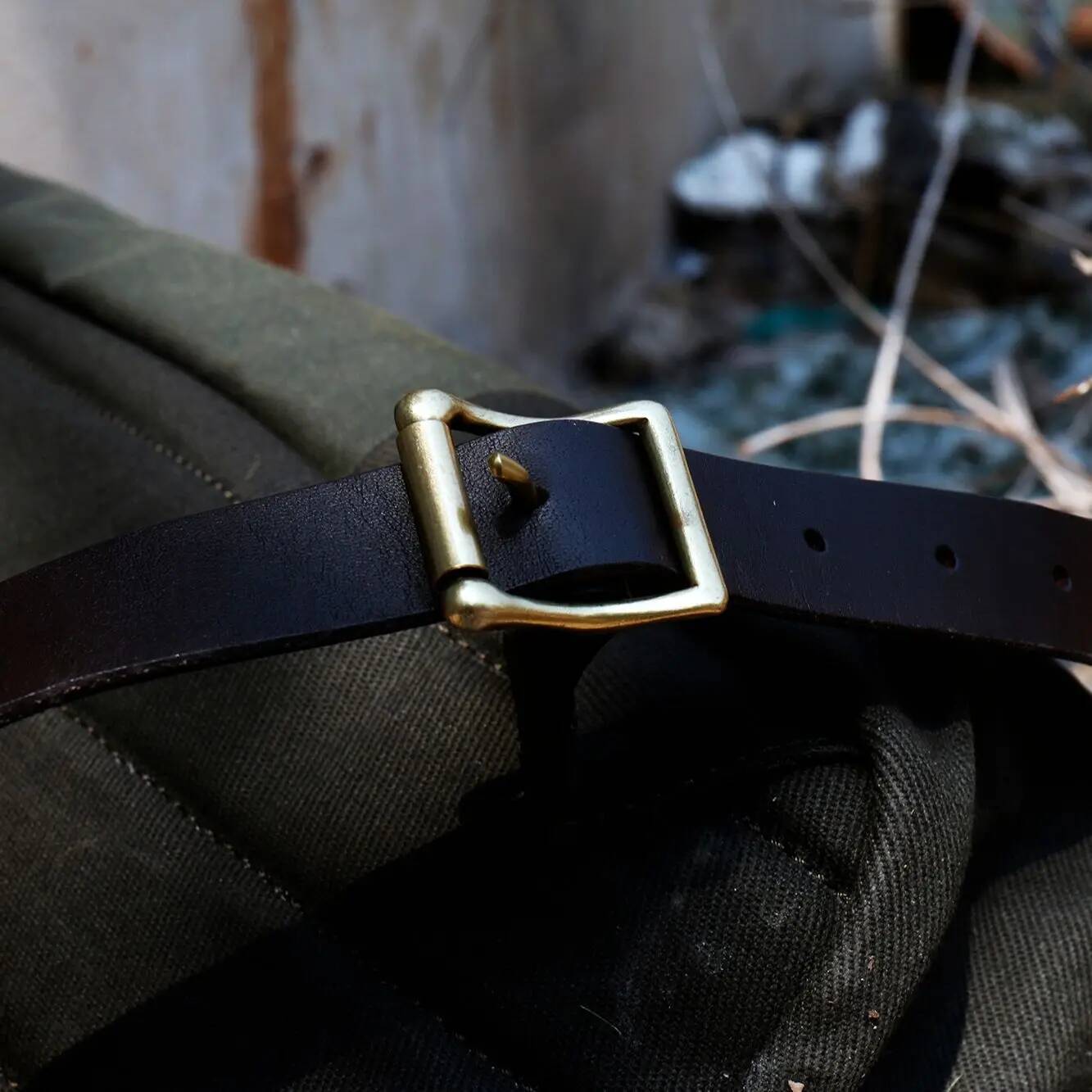 High Quality Waterproof 15.6Inch Laptop Heavy Oil Wax Canvas Outdoor Travel Backpack Unisex School Bag With YKK Zipper