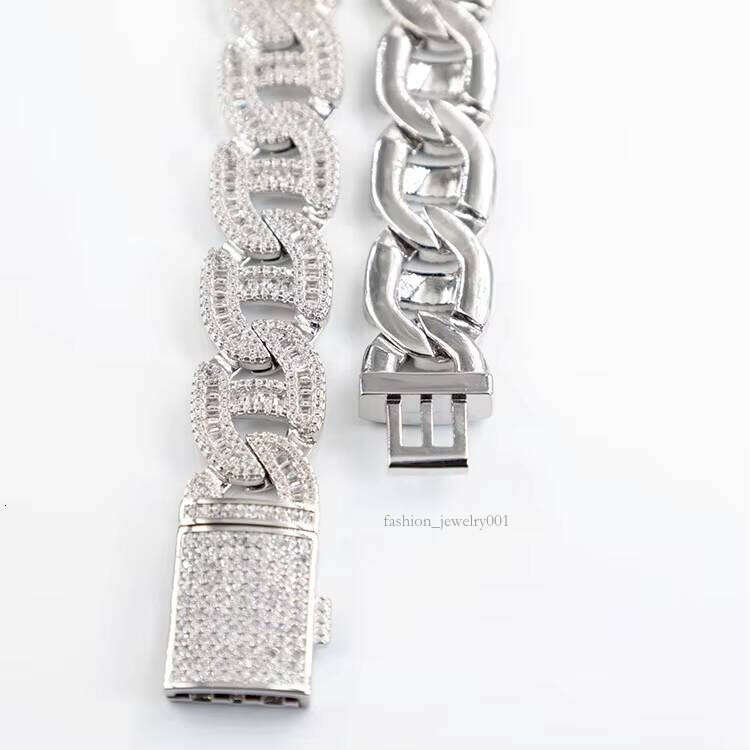 Hip Hop Iced Out 16MM S Sier Baguette MEN WOMEN VVS Moissanite Dia Cuban Link Chain Necklace