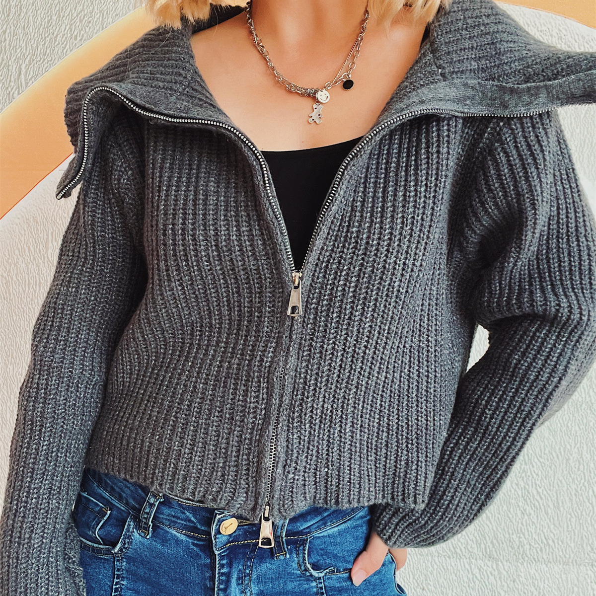 hot Free shipping designer sweater for women Commuting simple sweater fashionable and casual knit base sweater