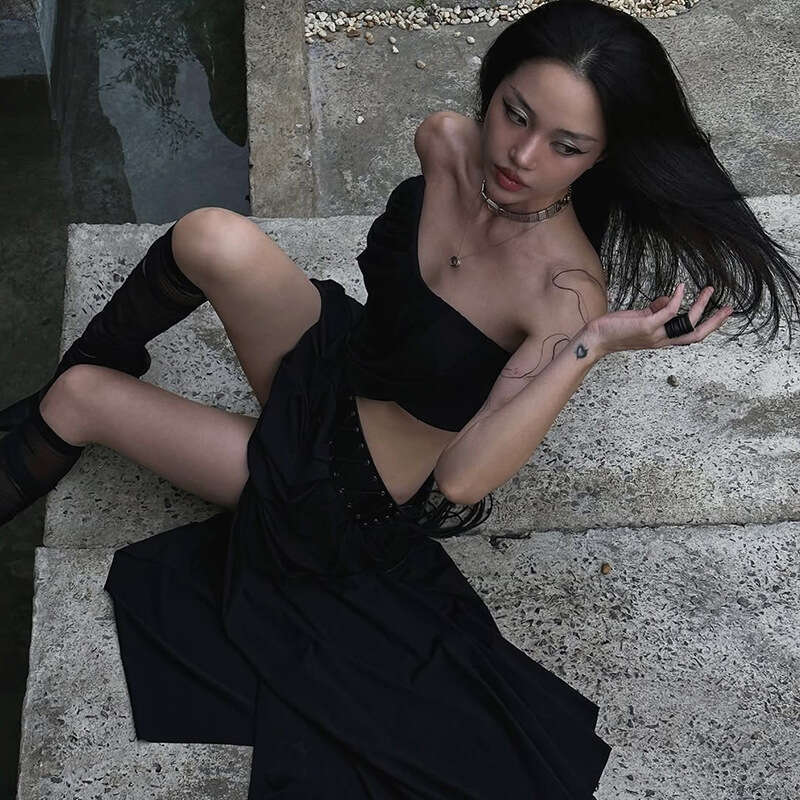 2025 Spring New Women's Solid Color Slim Fit Tube Top Vest Fashion Low Waist Skirt Set e76