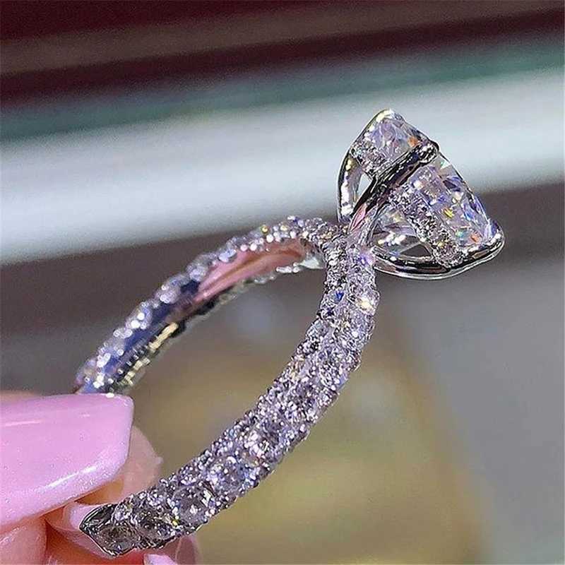 Simple and shiny womens ring fashionable all crystal AAA zircon engagement ring womens wedding party jewelry gift size 5-13 W250417