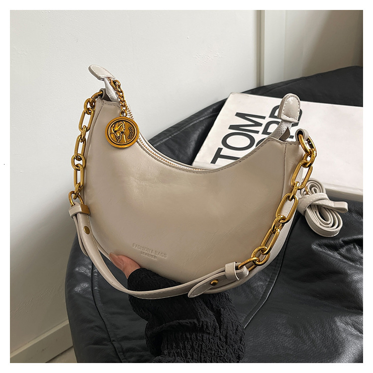Luxury Brand Designer Bag 2025 Summer New Underarm Bag For Women, Large Capacity Fashionable Single Shoulder Crossbody Bag, Niche Design Versatile Dum