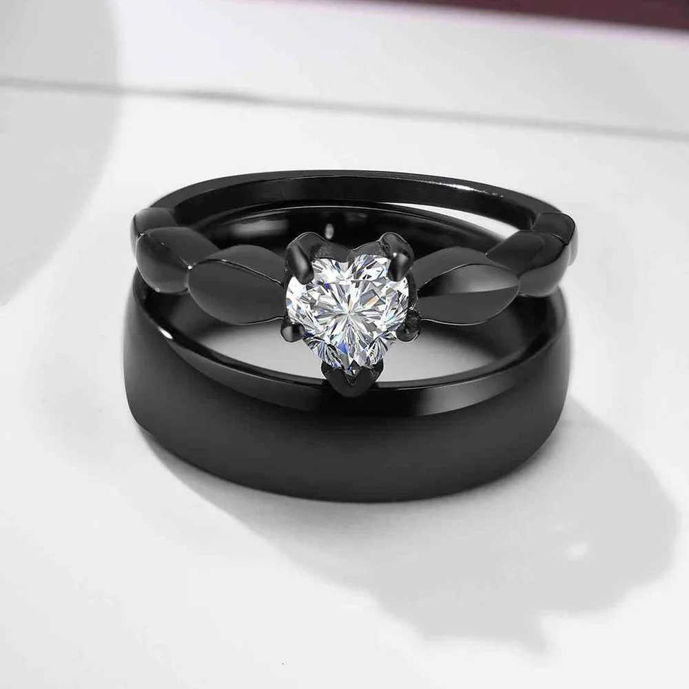 Vnox Romantic Heart CZ Stone Couple Wedding Ring for Men Black Stainless Steel Band Engagement Jewelry Love Gift W250417