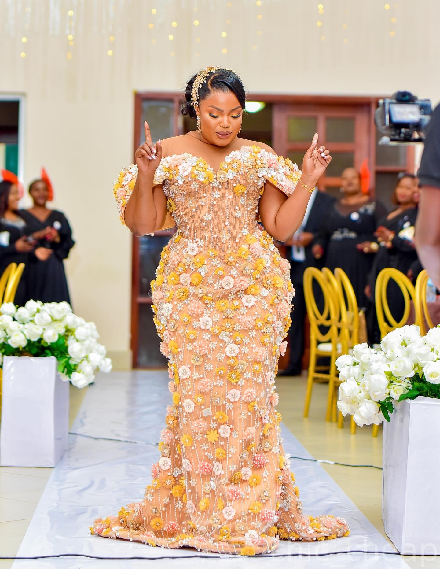 Mermaid Champagne Prom Dresses 2025 Illusion Flowers Crystals Beaded Evening Formal Party Second Birthday Engagement Gowns Plus Size Dress For Special