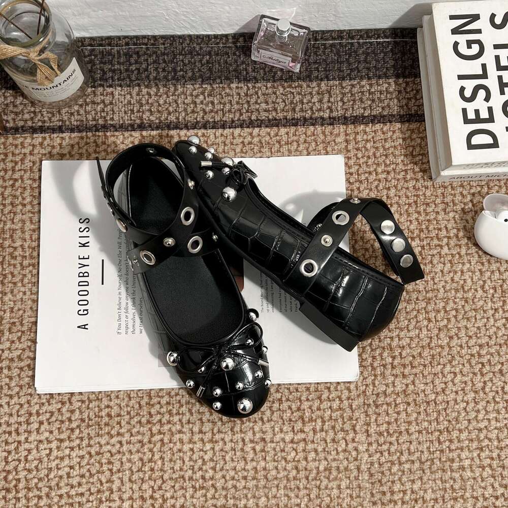 Designer Summer New Ballet Style Flat for Women High-end Feel, Cross Strap Fashion Rivet Casual Shoes with Soft Soles