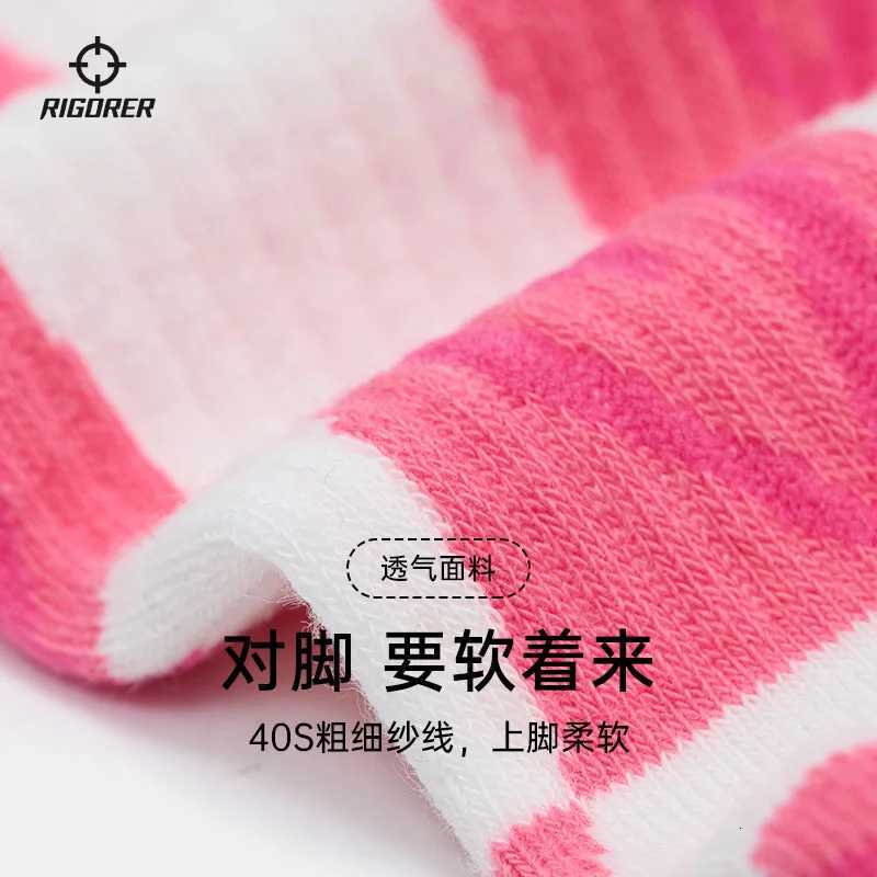 Rigorer Checker Casual Socks Mens Black and White High-barrel Sports Socks Trendy All-match Stockings American Vintage Socks X250725