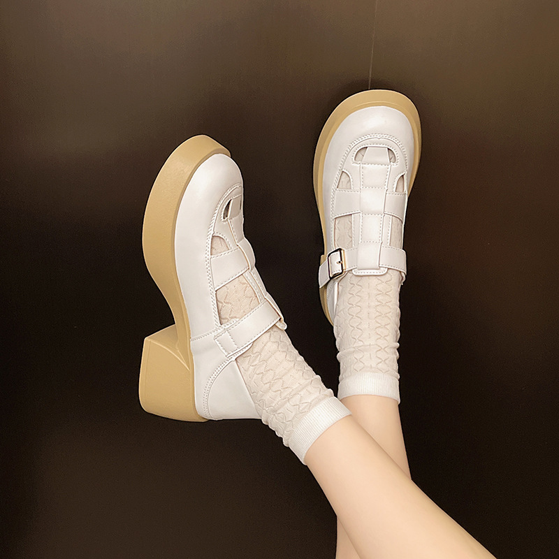 Ddmysports Women S Peep Toe Faux Leather Thick Sole Flat Casual Sandals Breathable Hollow Out Pig Cage Shoes Summer New Style Outdoor Shoes