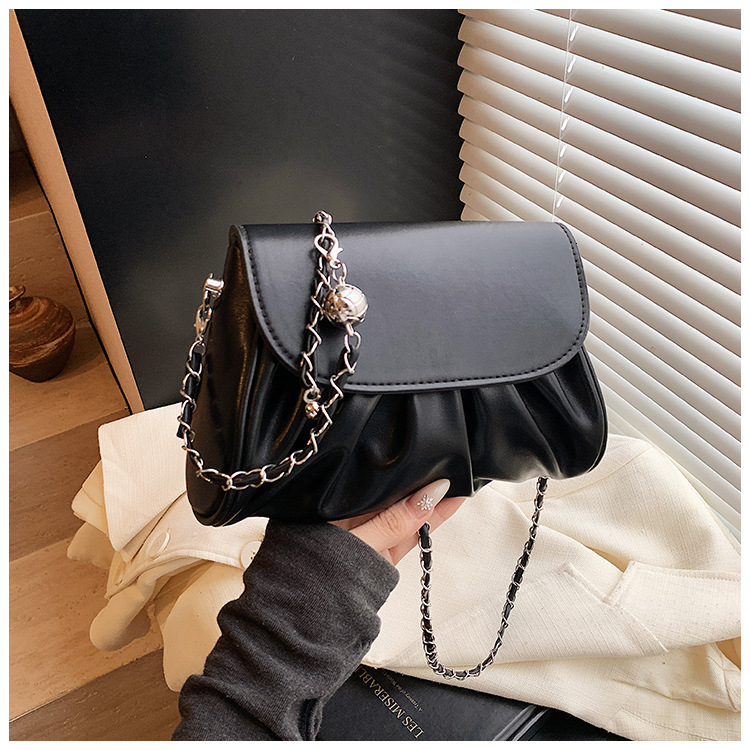 2025 Summer New Women's Shoulder Bag Fashion Summer New Solid Color Folded Handbag Cute Simple Chain women's Women's Crossbody Bag New 
