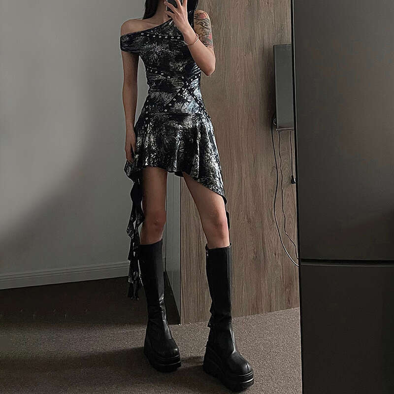 2024 Summer New Women's Solid Color Slim High Waist Fashion Off-Shoulder Backless Dress 56f