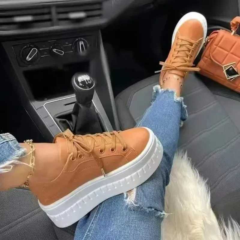 2025 New Autumn Women Shoes Leisure Sports Fi White Shoes for Women Celebrity Line Increased Thick Sole Platform Sneakers XJ250725