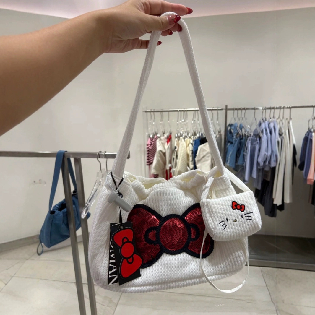 Free Shipping Luxury Women's Woven Bag Handbag Fee Designer New Year's Gift Kitty Cat Shoulder Bag Fashion Dumpling Bag Red And White Casual