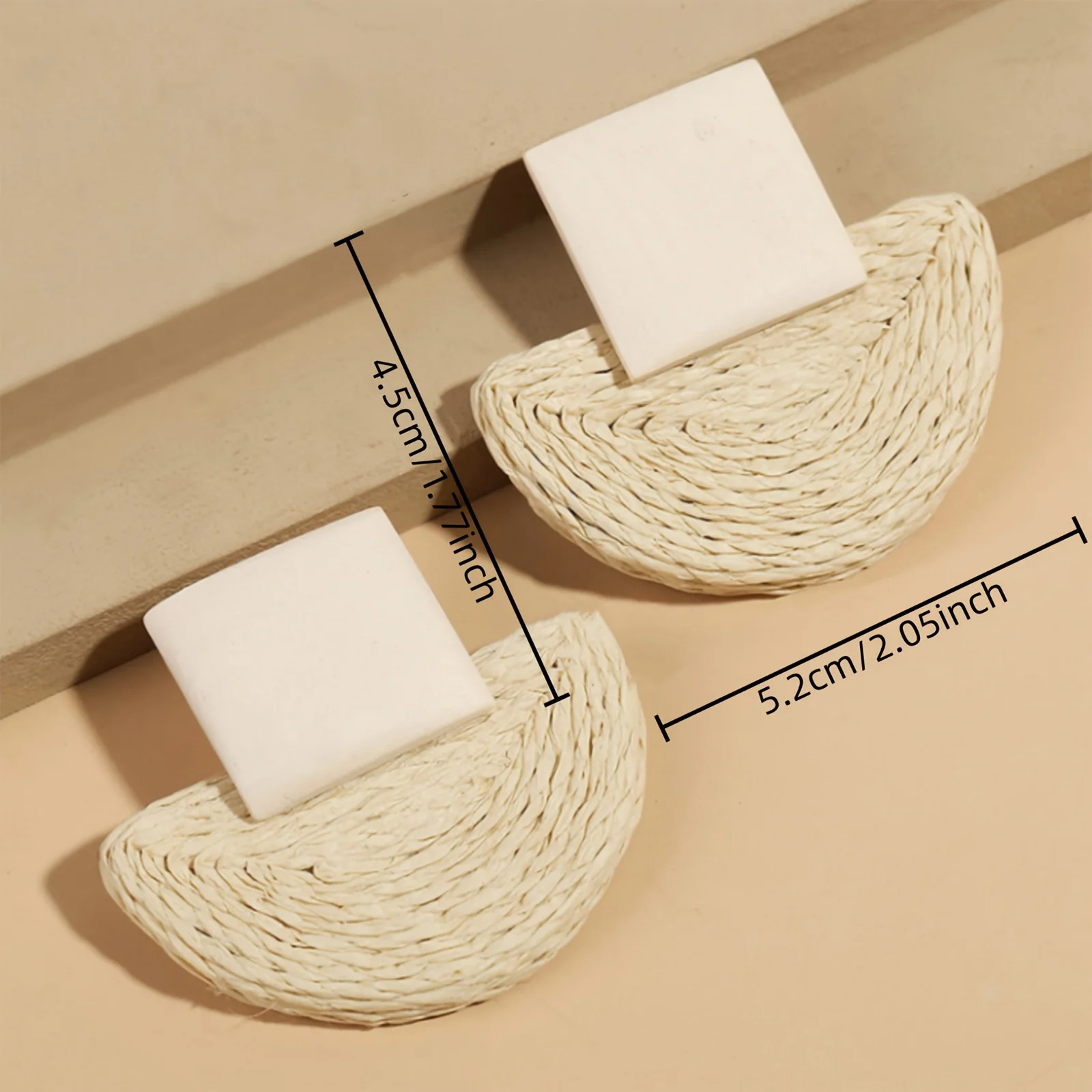 Bohemian Retro Wooden Raffia Weave Geometric Earrings Versatile for WomenS Daily Wear and Beach Vacation Accessory 250715