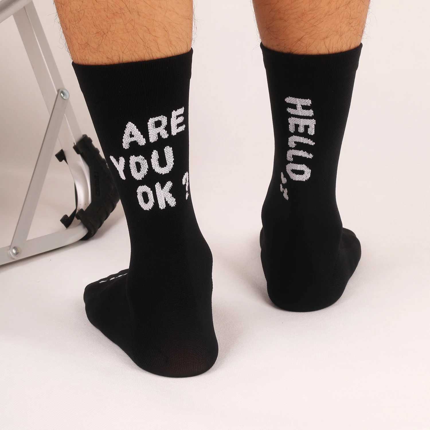 Summer New Internet Celebrity Cycling Socks Sports Breathable Quick-Drying Sweat-Absorbent High-Elastic Mens and Womens Four-Season Mid-Tube Socks X25