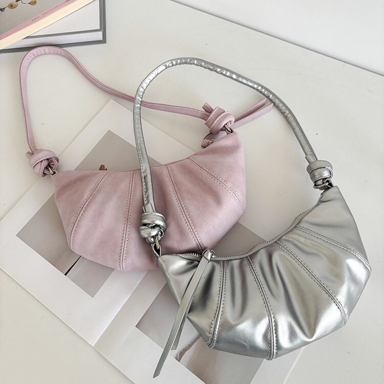 2025 autumn new women's crossbody bag niche design cow horn versatile fashion underarm bag women's shoulder bag designer bag